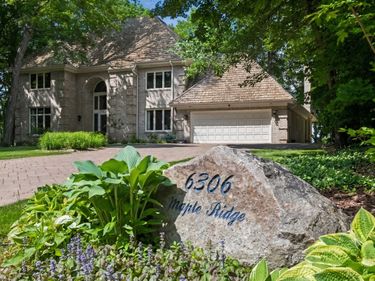 6306 Maple Ridge, Excelsior, MN 55331