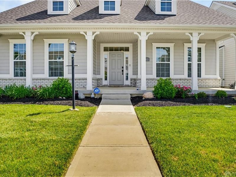 5022 Pepperwell Circle, Sugarcreek Township, OH 45440 Photo 4