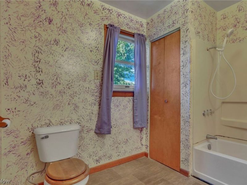 204 E Jefferson Street , New Lexington, OH 43764 Photo 18