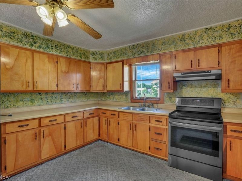 204 E Jefferson Street , New Lexington, OH 43764 Photo 6