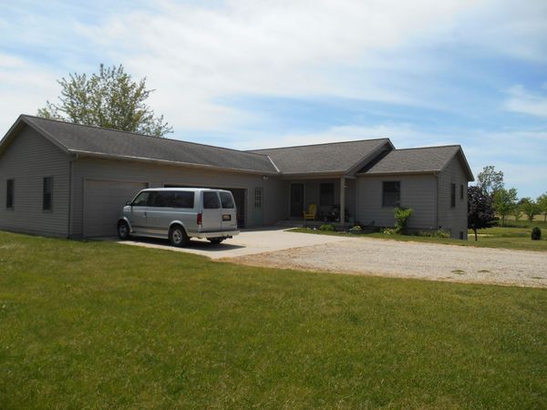 1287 56th Avenue, Zeeland, MI 49464