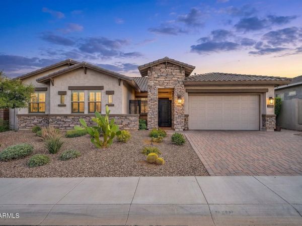 11613 W TENAZA Drive, Peoria, AZ 85383