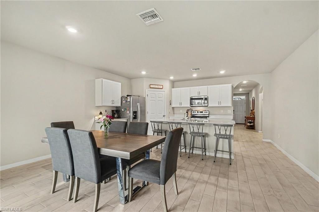 2045 NW 7th St, Cape Coral, FL 33993 Photo