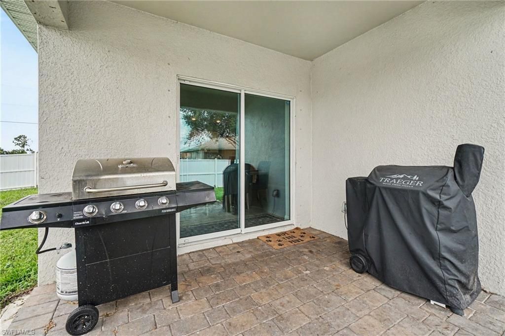 2045 NW 7th St, Cape Coral, FL 33993 Photo