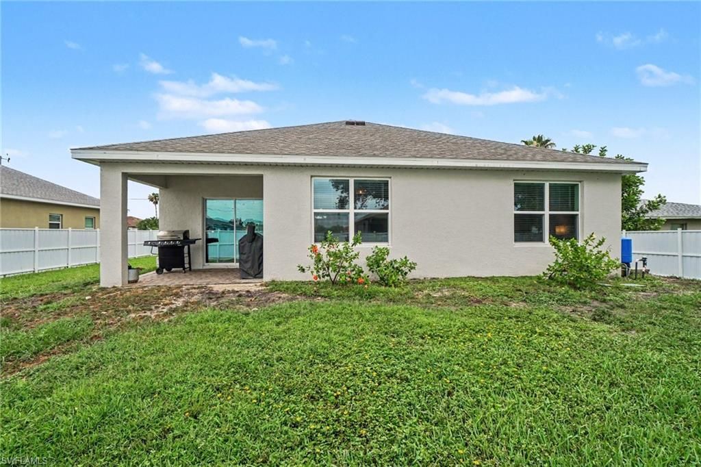2045 NW 7th St, Cape Coral, FL 33993 Photo
