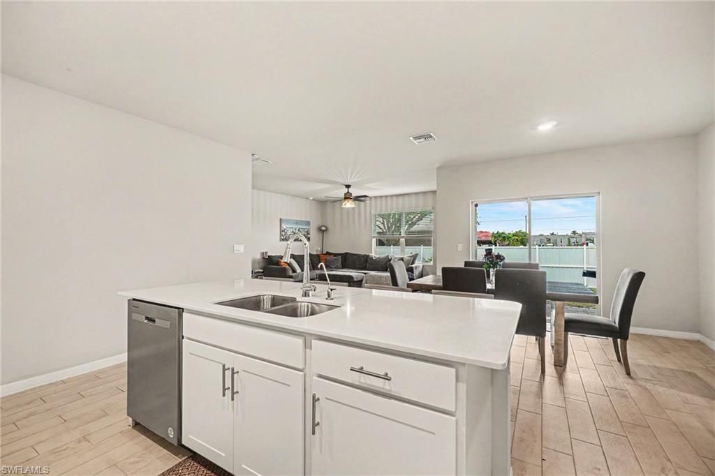 2045 NW 7th St, Cape Coral, FL 33993 Photo
