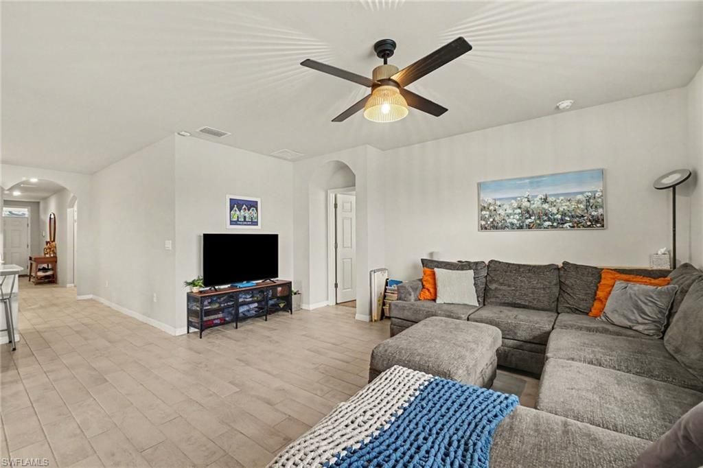 2045 NW 7th St, Cape Coral, FL 33993 Photo