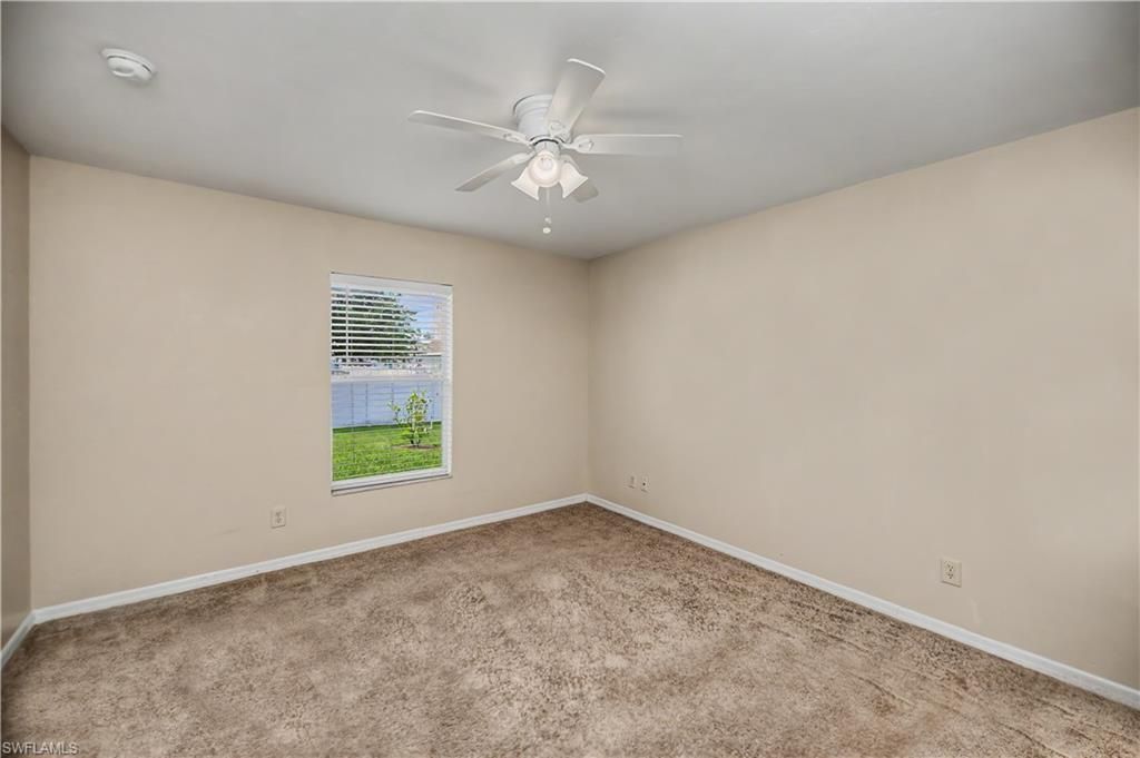 1922 Jacaranda Pkwy W, Cape Coral, FL 33993 Photo