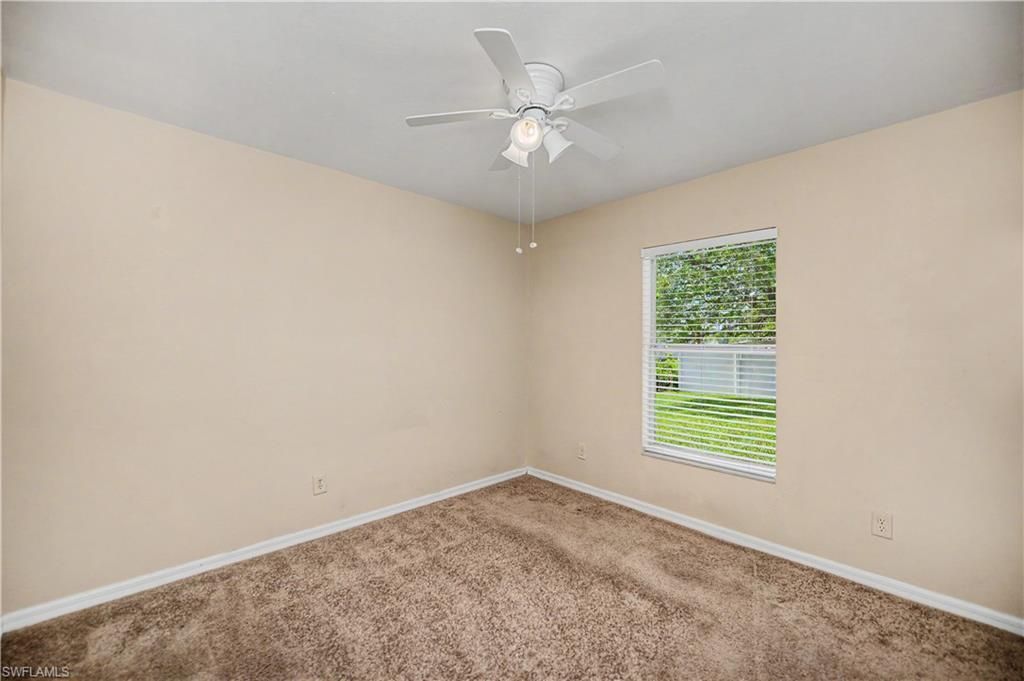 1922 Jacaranda Pkwy W, Cape Coral, FL 33993 Photo
