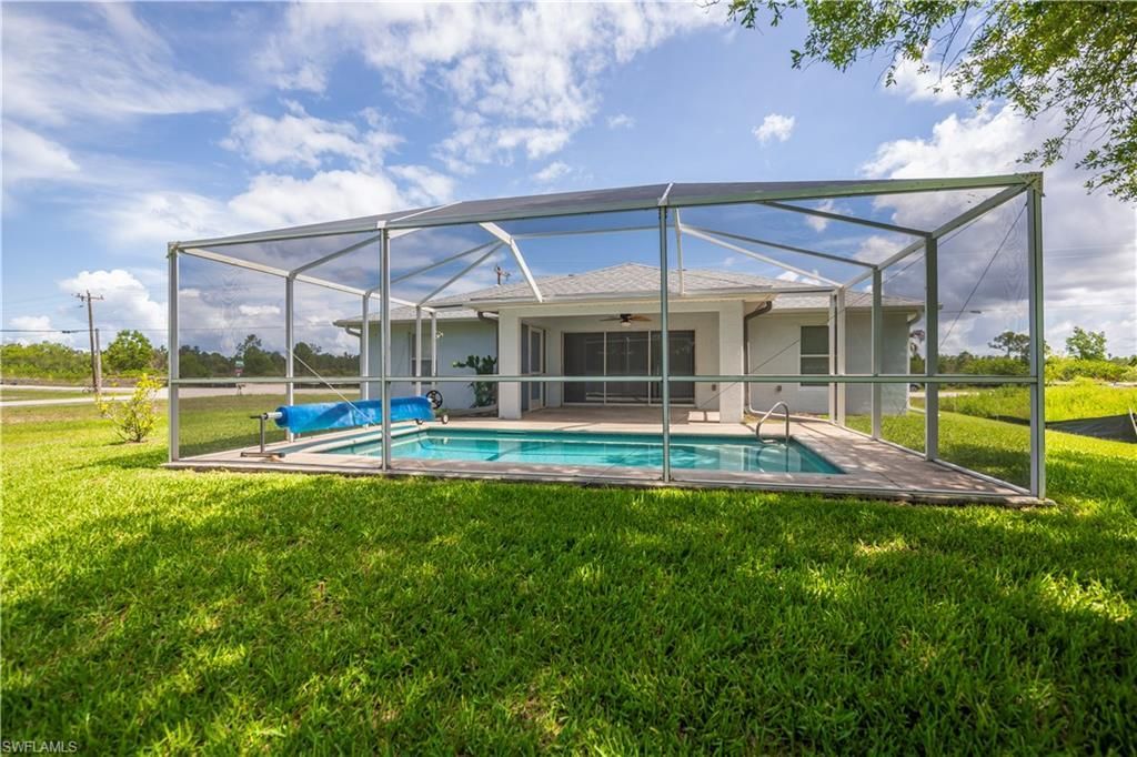 1922 Jacaranda Pkwy W, Cape Coral, FL 33993 Photo