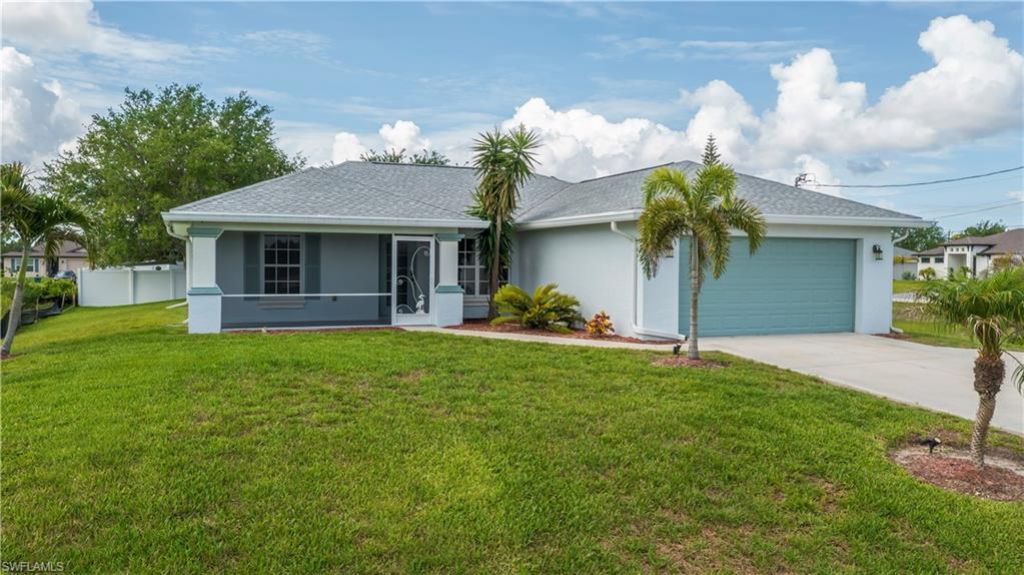 1922 Jacaranda Pkwy W, Cape Coral, FL 33993 Photo