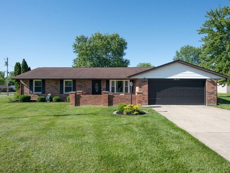 3839 Bayberry Drive, Hamilton, OH 45011 Photo 2