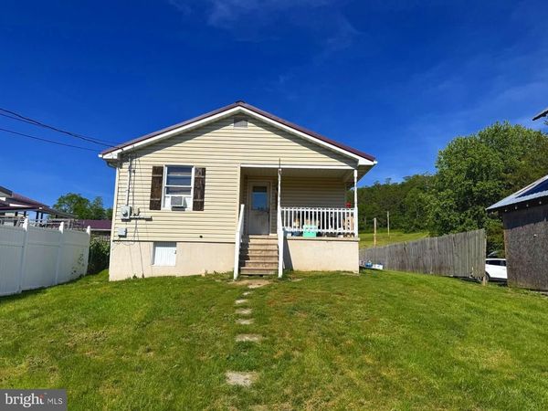 667 CROMWELL STREET , ORBISONIA, PA 17243