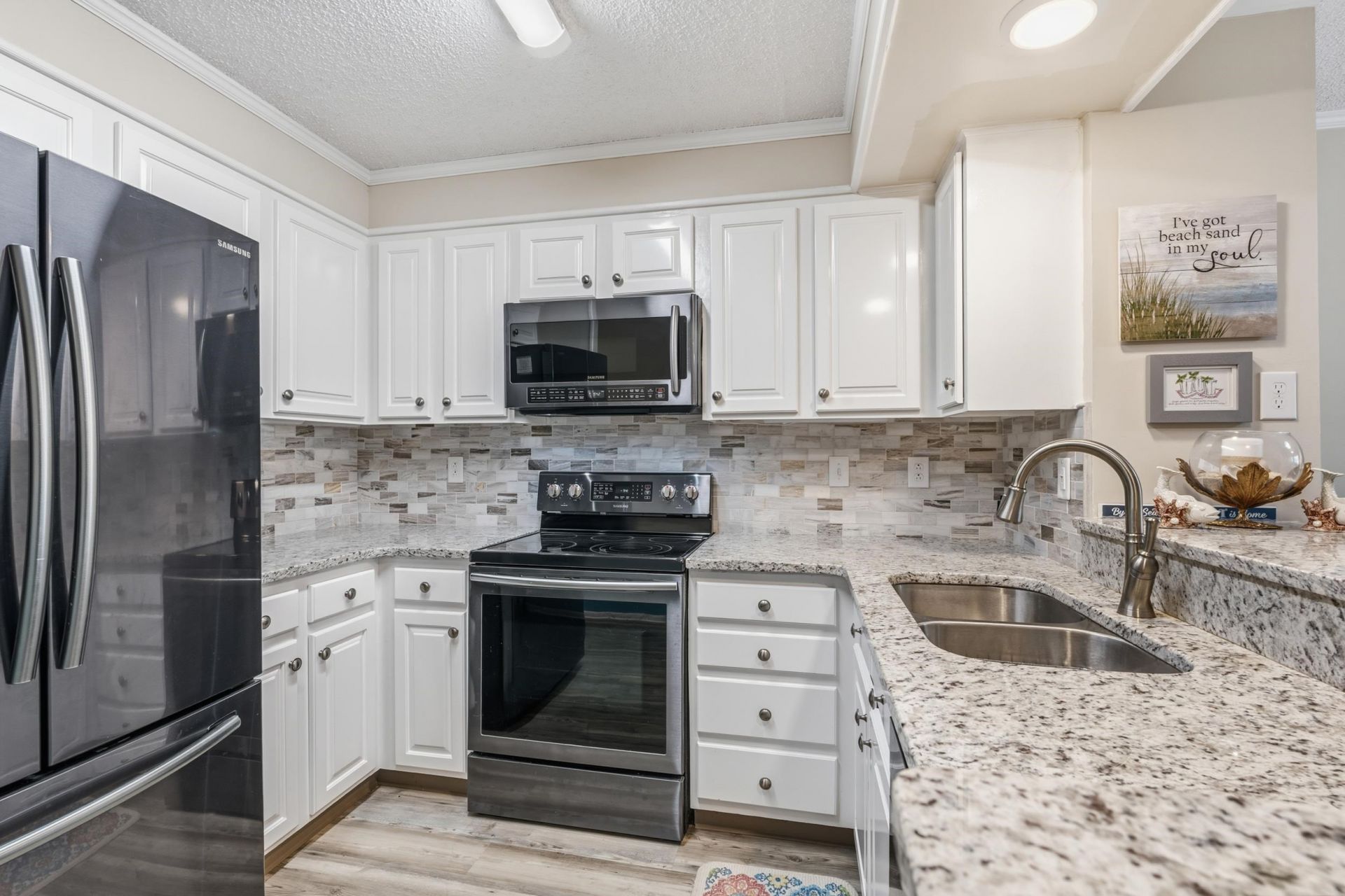 9581 Shore Dr.  Photo 4