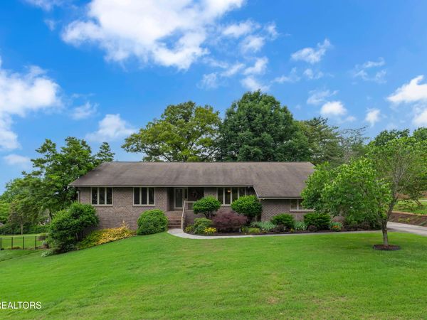 1717 Dawn Redwood Tr, Knoxville, TN 37922