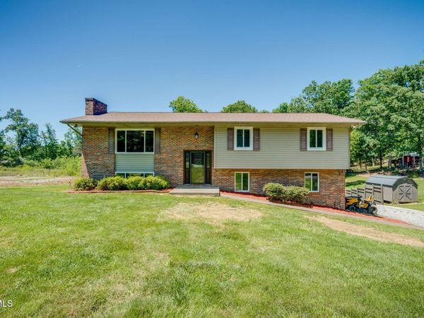 2929 Carrollwood Drive, Kingsport, TN 37660