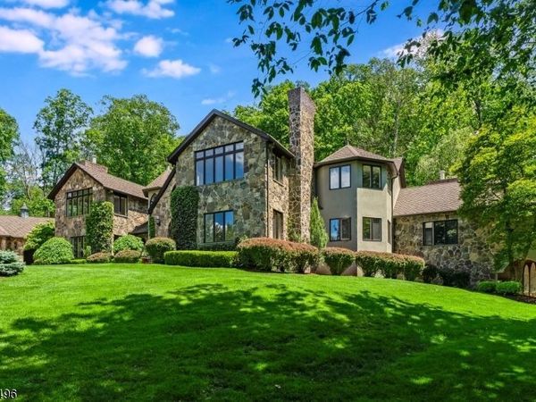 14 Bliss Rd, Mendham, NJ 07945