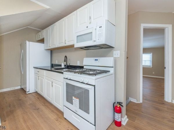 73 W Tremont Ter, Unit 2, Irvington, NJ 07111
