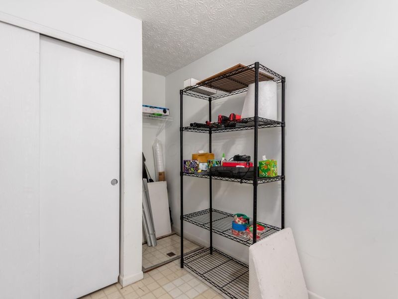 4645 Parrau Drive, Unit 68C, Columbus, OH 43228 Photo 8