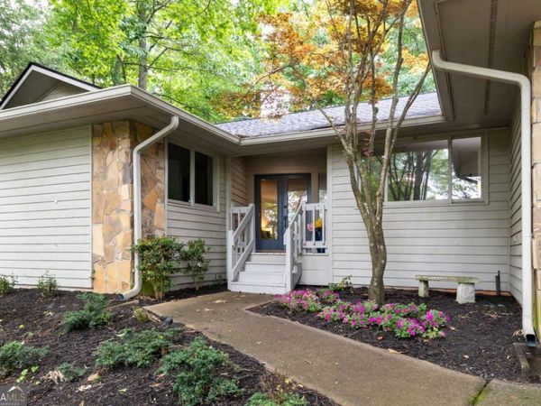 4198 Lake Rill Court, Marietta, GA 30062
