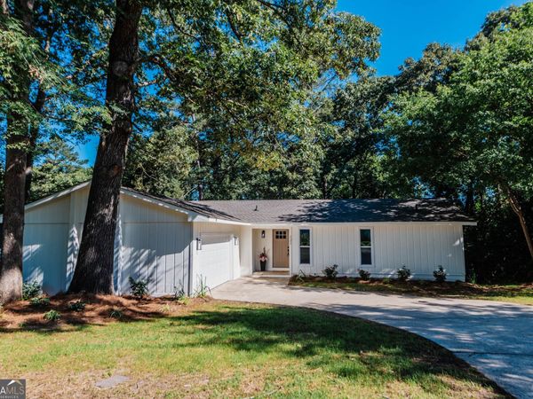 121 Eastlake Drive, Warner Robins, GA 31093