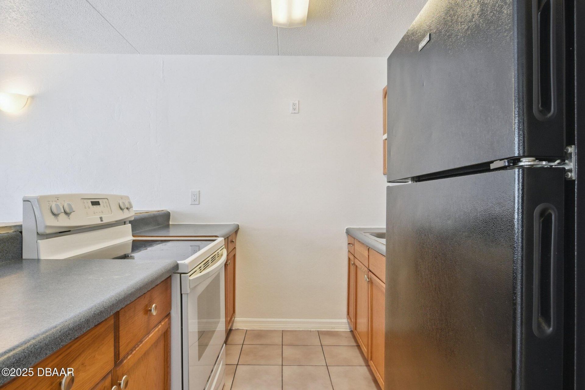 415 N Halifax Avenue, Unit 109, Daytona Beach, FL 32118 Photo