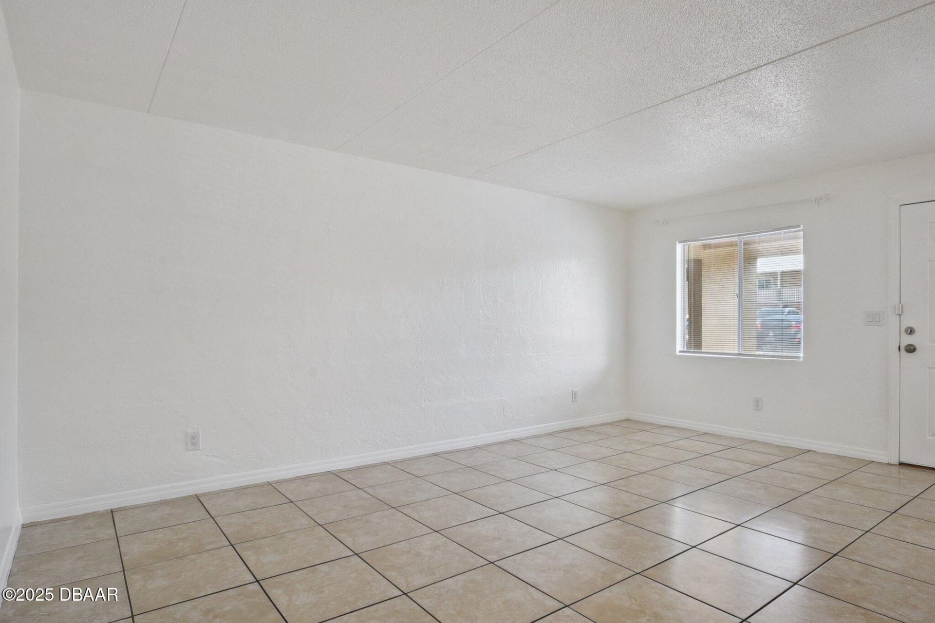 415 N Halifax Avenue, Unit 109, Daytona Beach, FL 32118 Photo