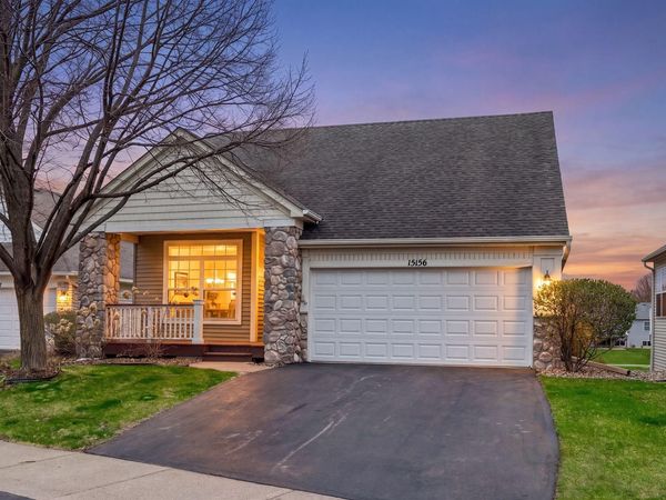 15156 Dundee Avenue , Apple Valley, MN 55124