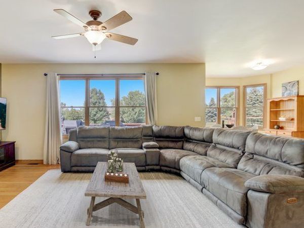 1807 Ballina Lane , McHenry, IL 60050