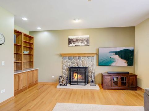Main Photo