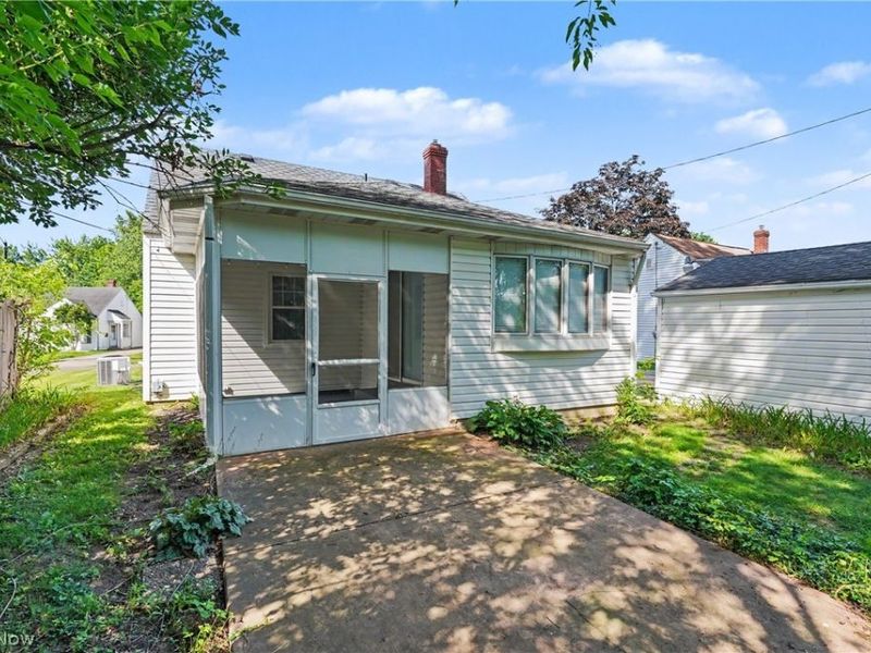 1711 Thornapple Avenue, Akron, OH 44301 Photo 27