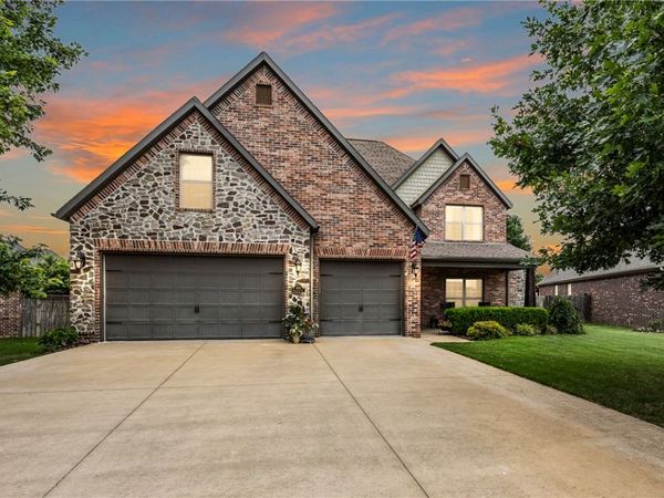 4201 Willowbend Drive , Rogers, AR 72758