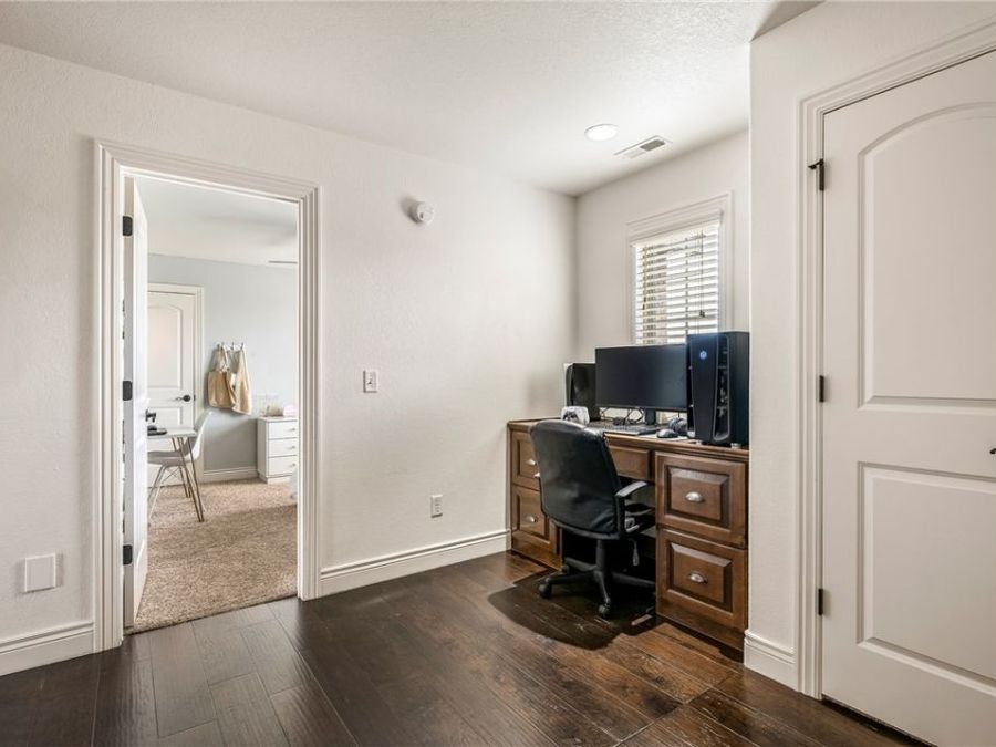 Property Image 37