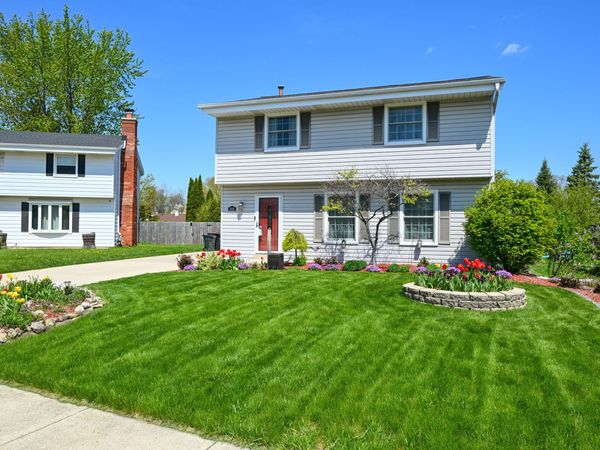 1616 Clark Ct, South Milwaukee, WI 53172
