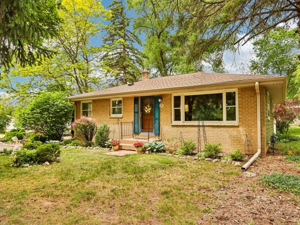 1561 S 169th St, Unit 1575, New Berlin, WI 53151