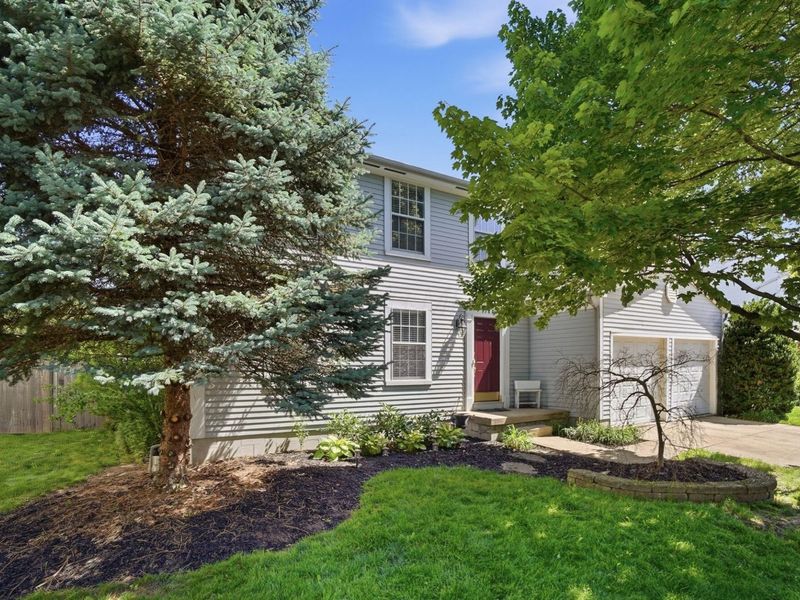 5788 Saucony Drive , Hilliard, OH 43026 Photo 2