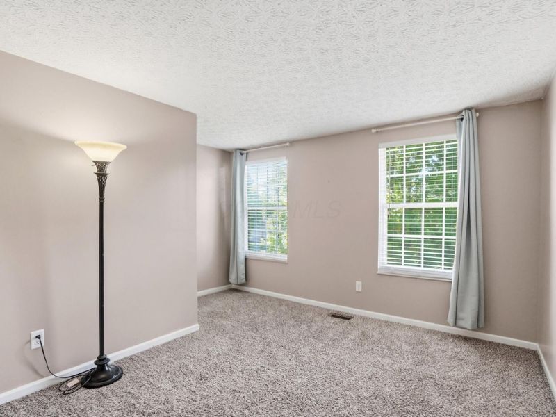 5788 Saucony Drive , Hilliard, OH 43026 Photo 30