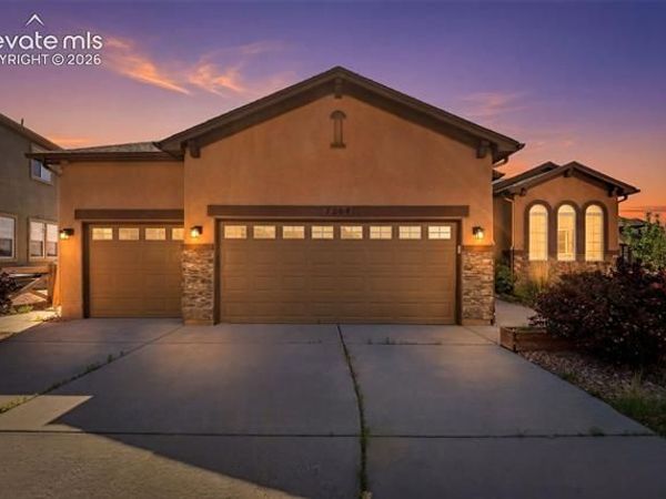 7264 Jagged Rock Circle, Colorado Springs, CO 80927