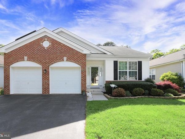17 MANCHESTER STREET , GALLOWAY, NJ 08205