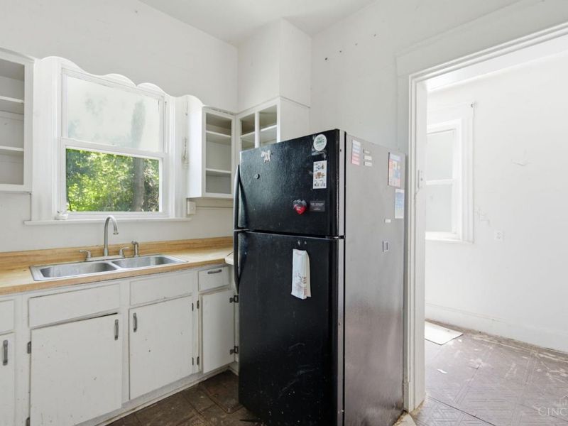 813 S Fred Shuttlesworth Circle, Cincinnati, OH 45229 Photo 18