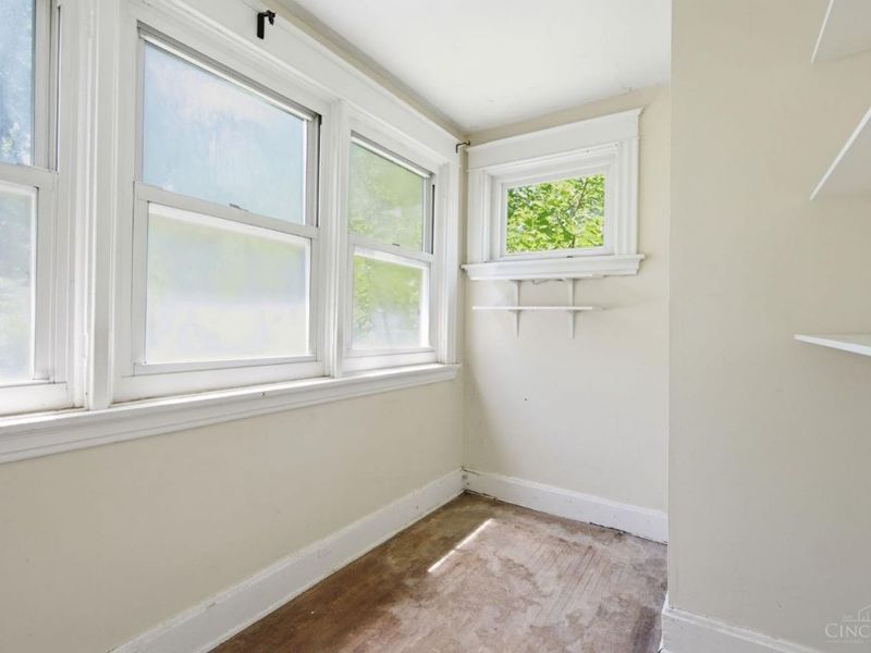813 S Fred Shuttlesworth Circle, Cincinnati, OH 45229 Photo 23