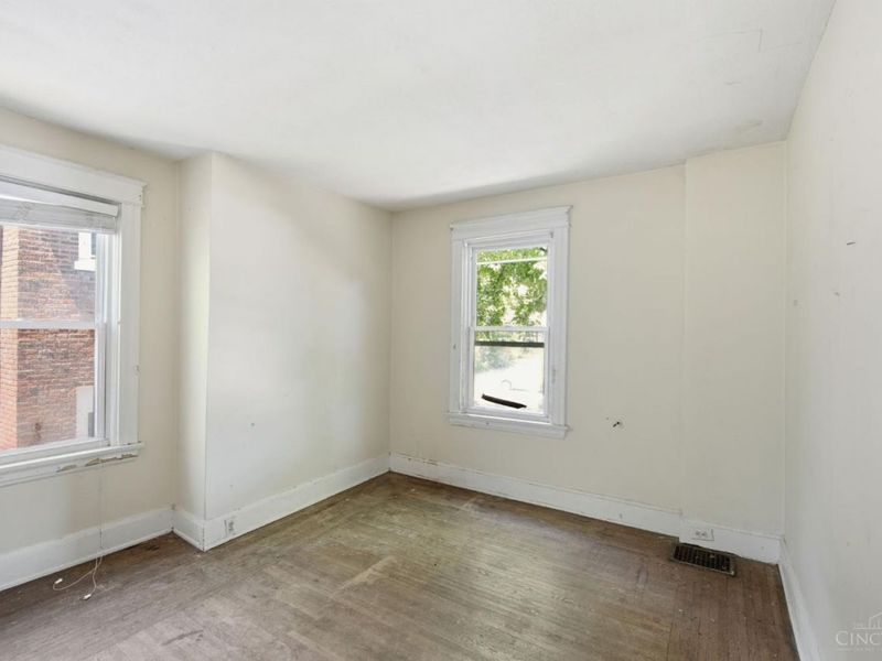 813 S Fred Shuttlesworth Circle, Cincinnati, OH 45229 Photo 33