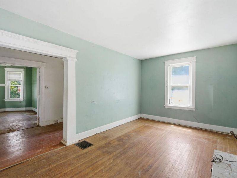 813 S Fred Shuttlesworth Circle, Cincinnati, OH 45229 Photo 8