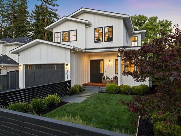 2061 Sterling Avenue, Menlo Park, CA 94025