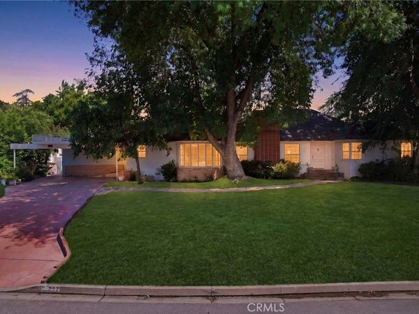 227 El Cerrito , Bakersfield, CA 93305