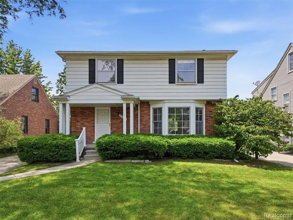2009 Linwood Avenue, Royal Oak, MI 48073