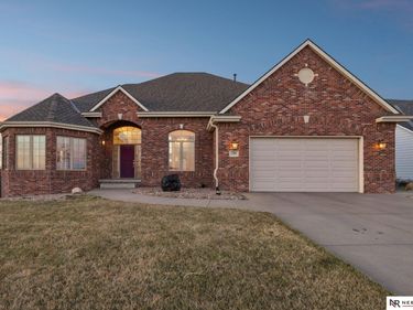 7701 San Mateo Lane, Lincoln, NE 68516