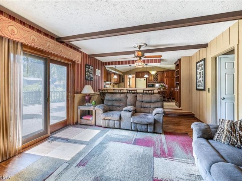 709 Oakhurst Drive, Amherst, OH 44001 Photo 15