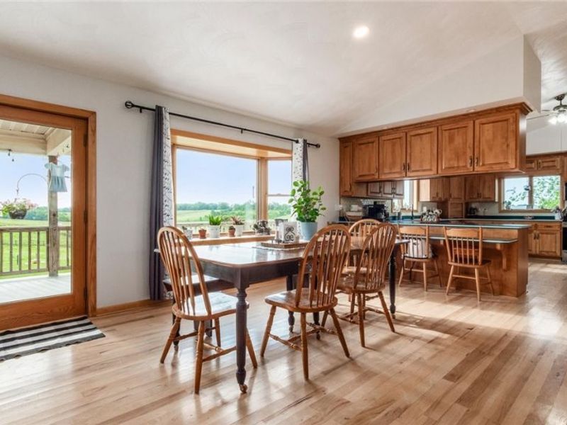 10550 Amish Ridge Road , Mount Perry, OH 43760 Photo 12