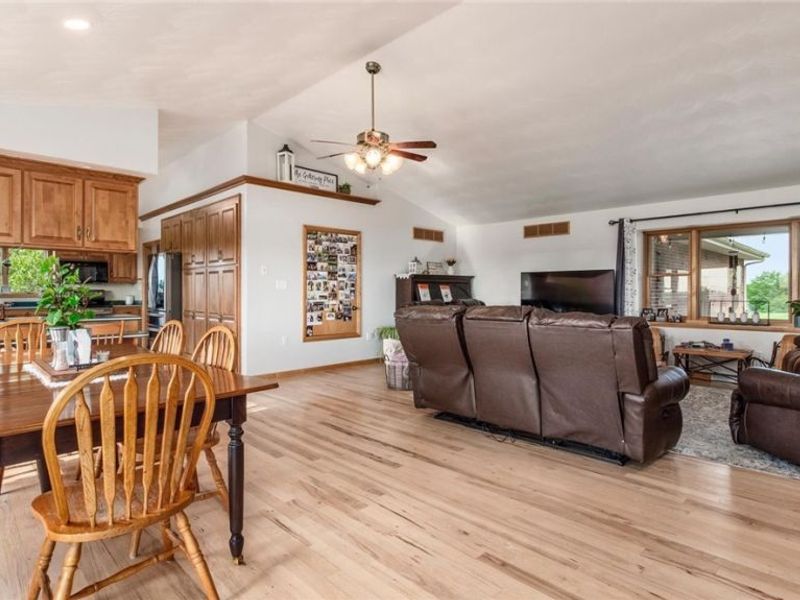 10550 Amish Ridge Road , Mount Perry, OH 43760 Photo 13